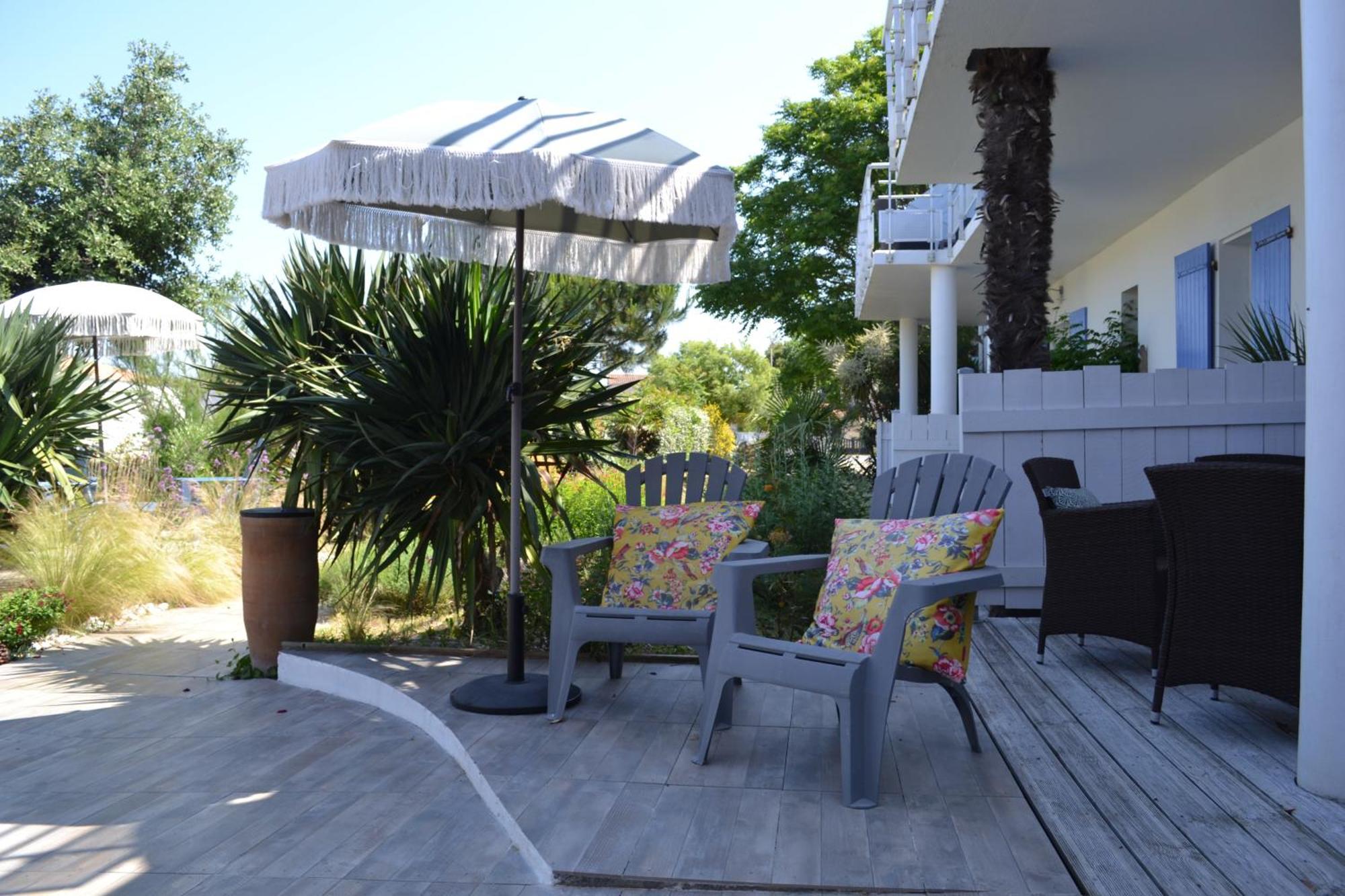 Atlantic Hotel Saint-Pierre-d'Oleron Exterior photo