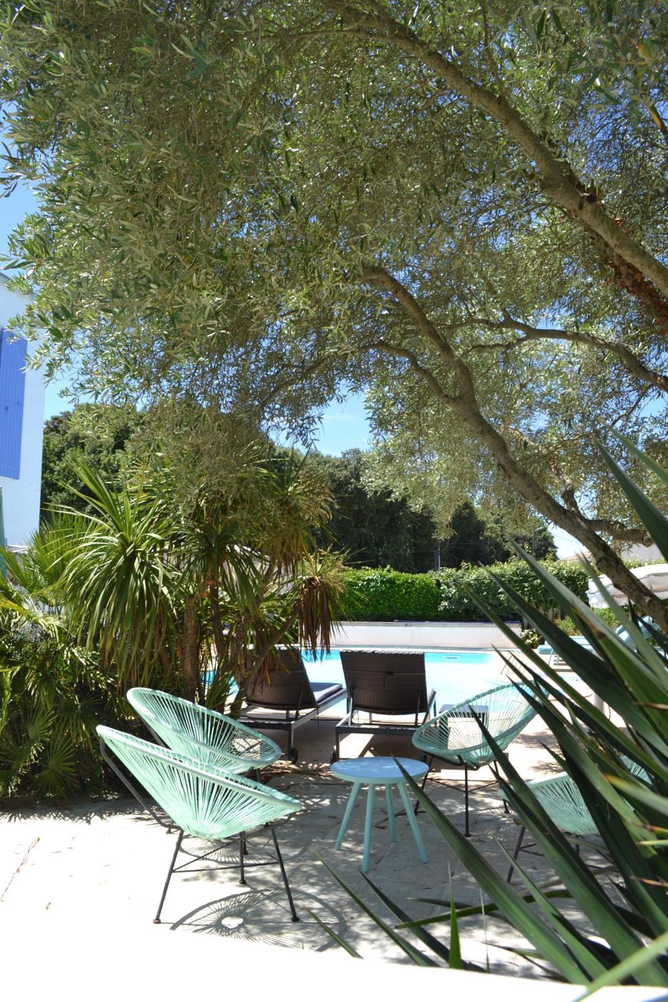 Atlantic Hotel Saint-Pierre-d'Oleron Exterior photo